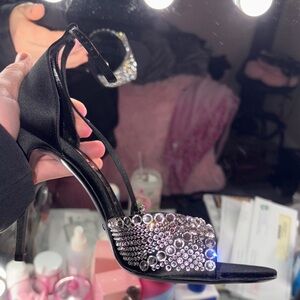 Gucci Black Heels with High Stiletto and Sparkly Embellishments
